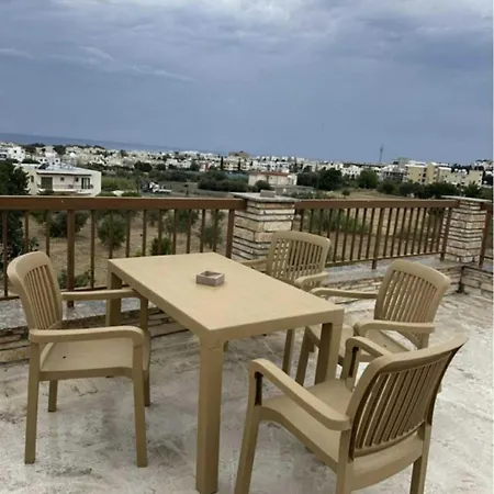 Stellas Superior Apartment Paphos